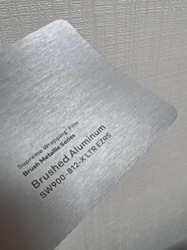 [Avery]브러쉬 알루미늄  /  Brushed Aluminium